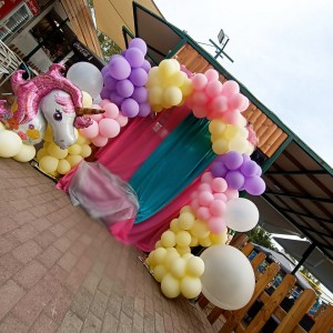 Θεματικό Πακέτο Βάπτισης  Μονόκερος Silver 100 (προσκλητήριο, μπομπονι΄έρες, στολισμός, Candy bar και Salty bar)