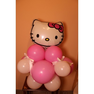 Συνθεση μπαλονιων Hello Kitty small size με το προσωπο του ηρωα 