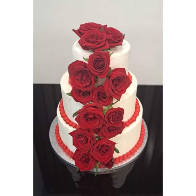 Τούρτα Ζαχαρόπαστας Tριαντάφυλλα   για 45 καλεσμένους διώροφη 