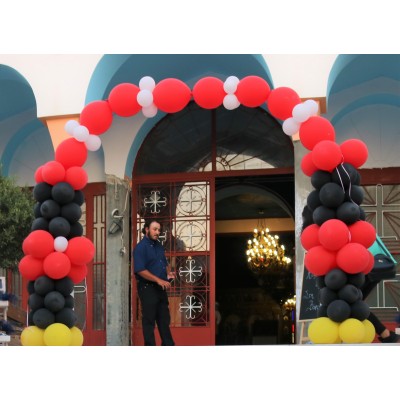 Αψίδα με σύνθεση μπαλονιών με θέμα: Μίκυ Μάους