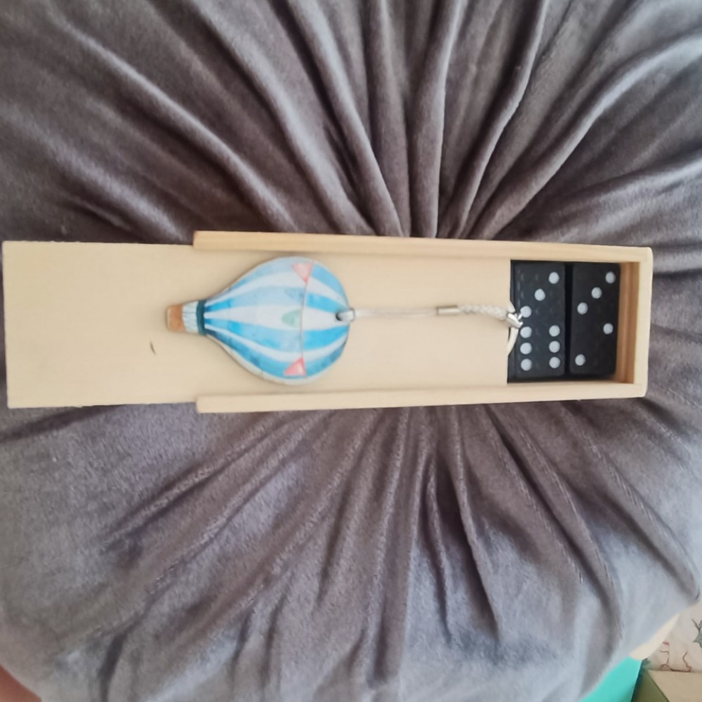 Θεματικό Παιδικό Δωράκι Ντόμινο με μπρελόκ Μπλέ αερόστατο (σετ 30τμχ)