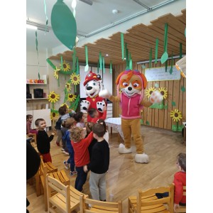  School Party με θέμα Σκαι και Μαρσαλ