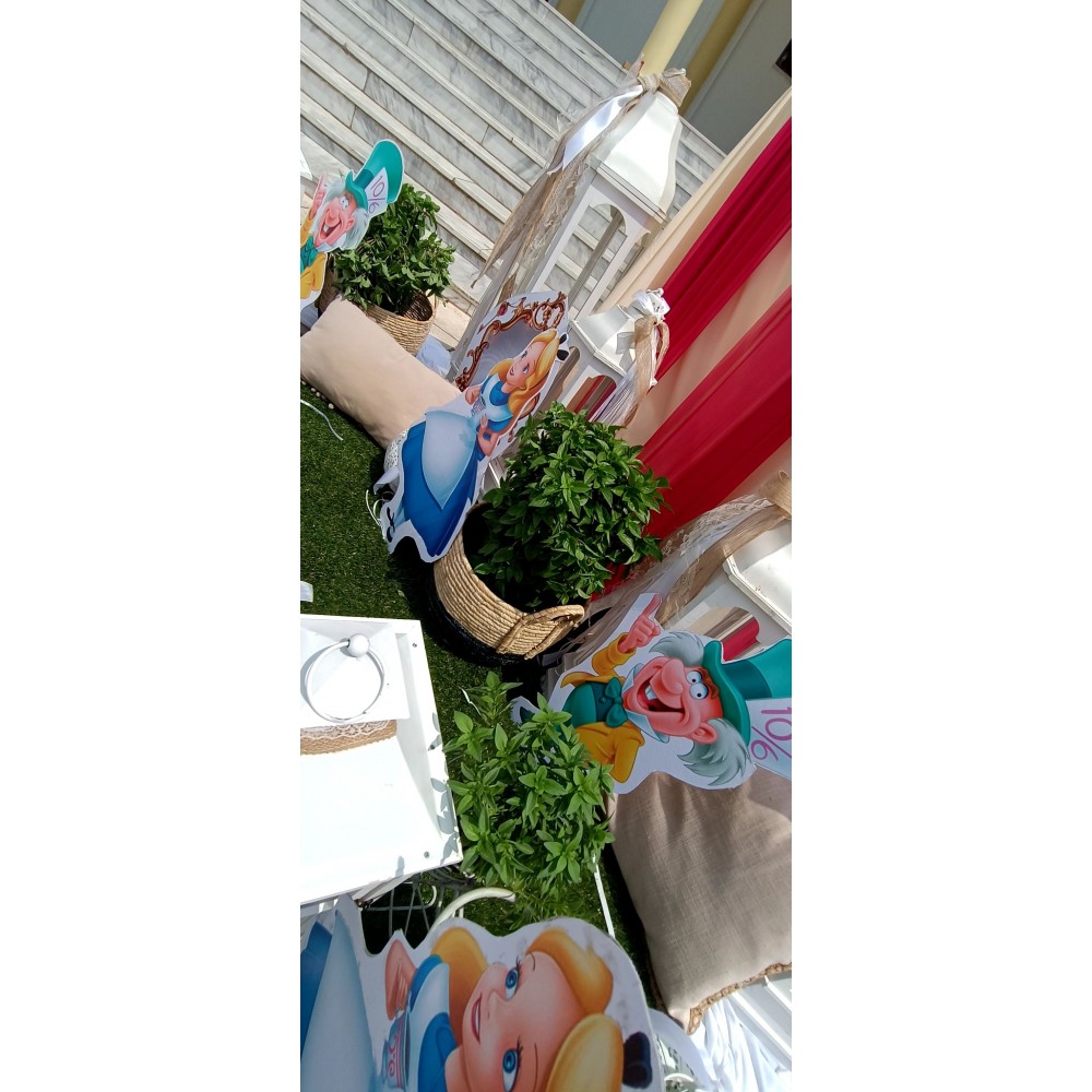 Θεματικό Πακέτο Βάπτισης Αλίκη στην Χώρα των Θαυμάτων Silver 100 (προσκλητήριο, μπομπονι΄έρες, στολισμός, Candy bar και Salty bar)